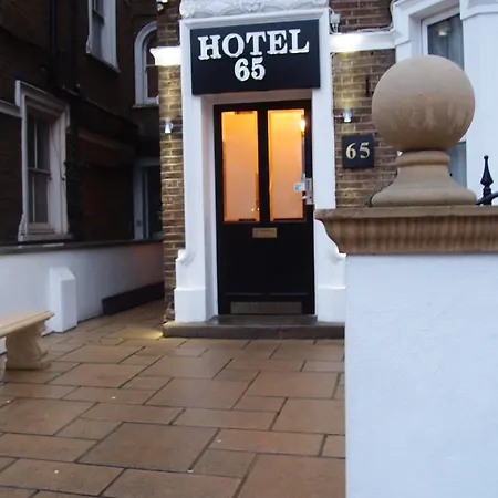 Hotel 65-3